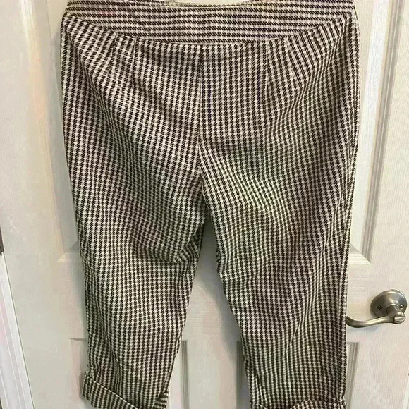 Loft Women’s Dress Capris Petites Size 12P Cuffed Hem 100% Cotton Casual - Picture 2 of 5
